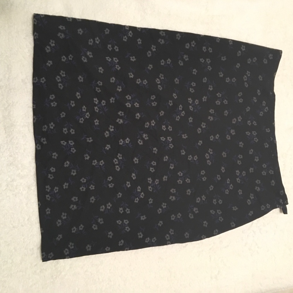 The Limited skirt size 10. Blue with blue flowers